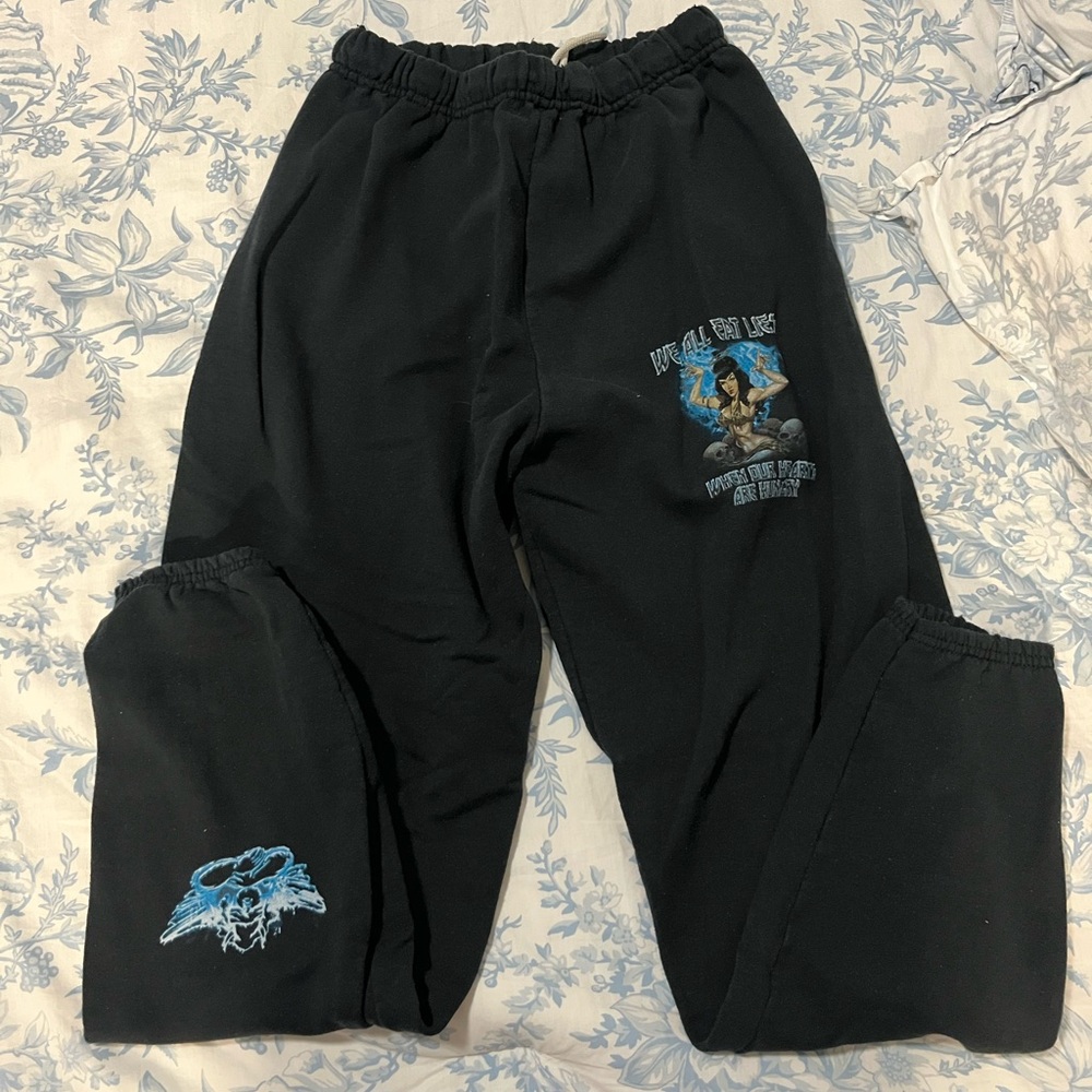 Boys Lie ‘We All Eat Lies’ Black Joggers